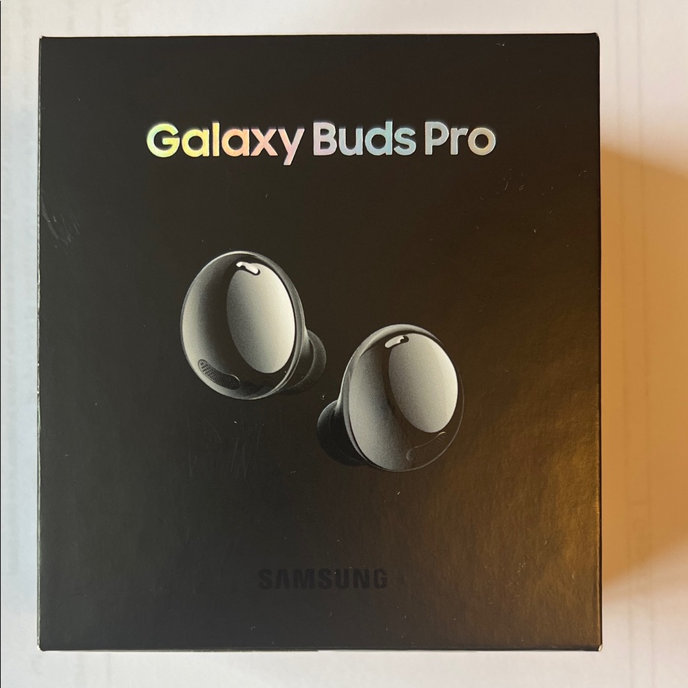 Samsung Galaxy Buds Pro in Glossy Black